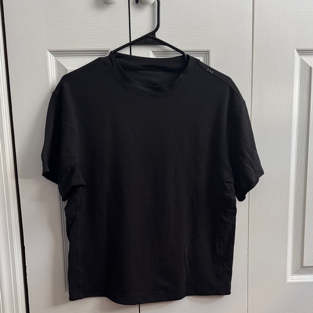 Classic Black Men's T-Shirt